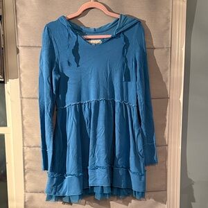 Evy's Tree Teal Hooded Top